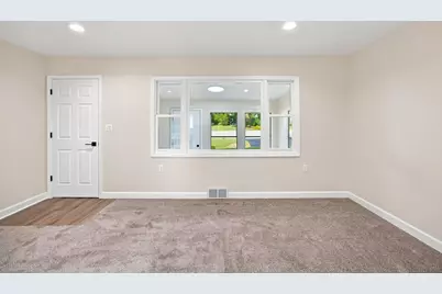 36891 N Carol Lane, Lake Villa, IL 60046 - Photo 11