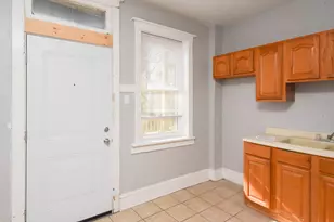 1251 W Rosemont Ave, Chicago, IL 60660 - Photo 3
