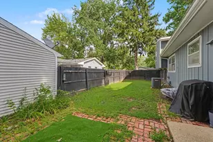 1906 Winchester Dr, Champaign, IL 61821 - Photo 35