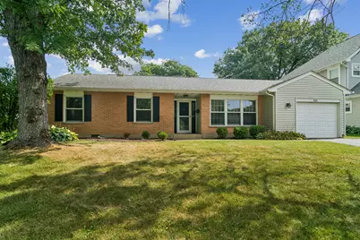 1525 N Patton Avenue, Arlington Heights, IL 60004 - Photo 1