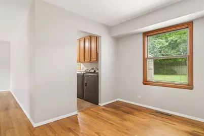 1525 N Patton Avenue, Arlington Heights, IL 60004 - Photo 9