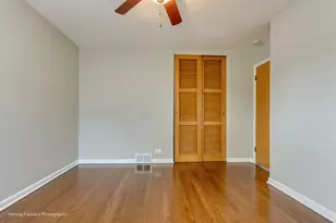 10830 Hastings St, Westchester, IL 60154 - Photo 9