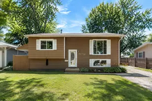 1108 E 5th St, Sandwich, IL 60548 - Photo 1