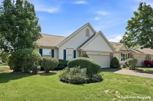 1229 E Oakwood Dr, Fox Lake, IL 60020 - Photo 1