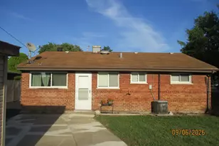1404 Burnham Ave, Calumet City, IL 60409 - Photo 13
