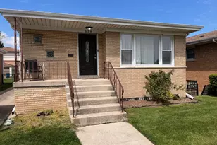 638 Paxton Ave, Calumet City, IL 60409 - Photo 1