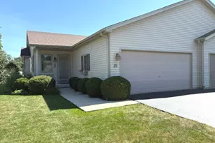 35 S Juniper Dr, North Aurora, IL 60542 - Photo 1