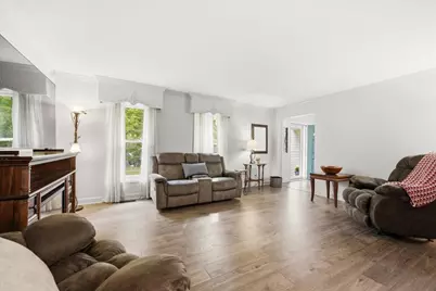 626 Highbury Lane, Geneva, IL 60134 - Photo 5