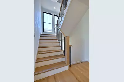 680 S Bryan Street, Elmhurst, IL 60126 - Photo 7