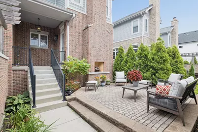 817 N Center Street, Naperville, IL 60563 - Photo 21