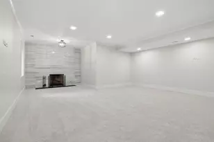 817 N Center St, Naperville, IL 60563 - Photo 19