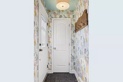 [Address not provided], Evergreen Park, IL 60805 - Photo 3