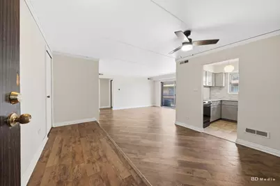 5237 James Lane #1217, Crestwood, IL 60418 - Photo 3