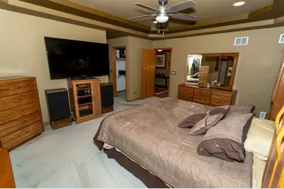 902 Somerset Drive, Carol Stream, IL 60188 - Photo 17