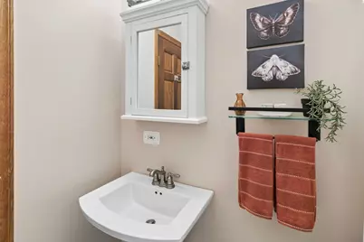 827 Salem Lane, Carpentersville, IL 60110 - Photo 7