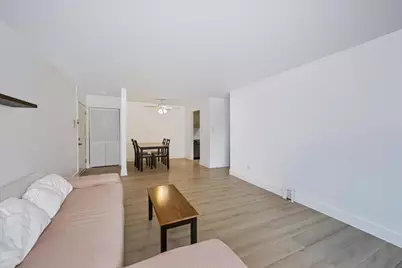 8423 W 99th Terrace #35-214, Palos Hills, IL 60465 - Photo 5