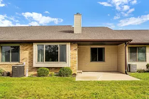 403 Clearwater Dr, Champaign, IL 61822 - Photo 31