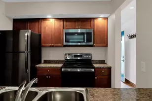 403 Clearwater Dr, Champaign, IL 61822 - Photo 11