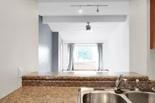 403 Clearwater Dr, Champaign, IL 61822 - Photo 13