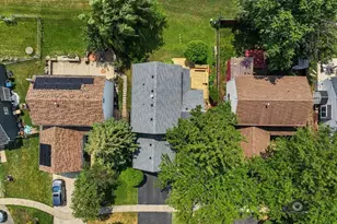 1841 Grosse Pointe Cir, Hanover Park, IL 60133 - Photo 27
