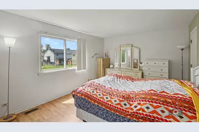 1841 Grosse Pointe Circle, Hanover Park, IL 60133 - Photo 11