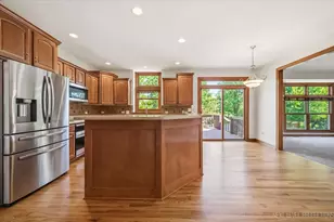 412 Deerfield Dr, Oswego, IL 60543 - Photo 11