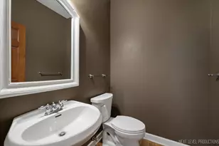 412 Deerfield Dr, Oswego, IL 60543 - Photo 5