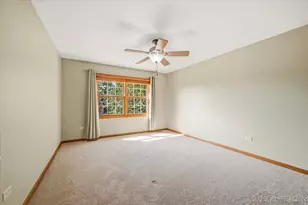 412 Deerfield Dr, Oswego, IL 60543 - Photo 19