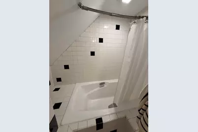 1928 W Barry Avenue #2, Chicago, IL 60657 - Photo 13