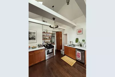 1928 W Barry Avenue #2, Chicago, IL 60657 - Photo 5