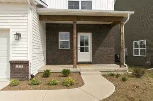 1313 Woodbine Rd, Bloomington, IL 61704 - Photo 3