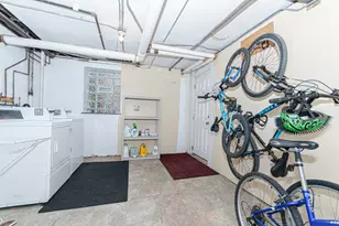 4724 N Sacramento Ave, Chicago, IL 60625 - Photo 31