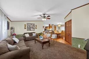 819 S 9th St, Dekalb, IL 60115 - Photo 3