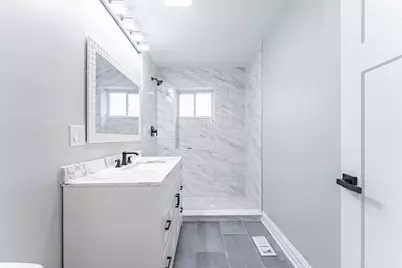 2234 Gunderson Avenue, Berwyn, IL 60402 - Photo 11