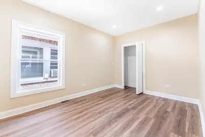 2234 Gunderson Avenue, Berwyn, IL 60402 - Photo 7