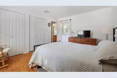 569 Northampton Circle, Elk Grove Village, IL 60007 - Photo 19