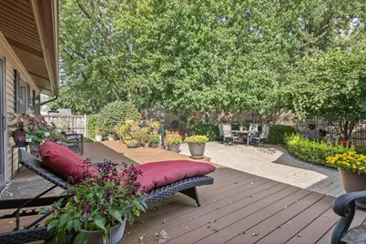 569 Northampton Circle, Elk Grove Village, IL 60007 - Photo 27
