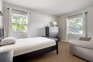 569 Northampton Cir, Elk Grove Village, IL 60007 - Photo 21