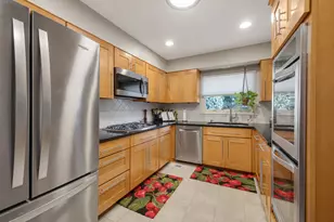 569 Northampton Cir, Elk Grove Village, IL 60007 - Photo 15