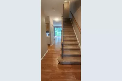 621 Woodhaven Drive, Mundelein, IL 60060 - Photo 3