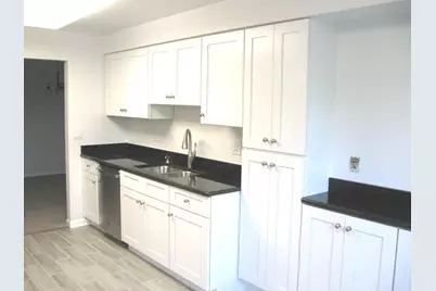 2020 Chestnut Avenue #406, Glenview, IL 60025 - Photo 7