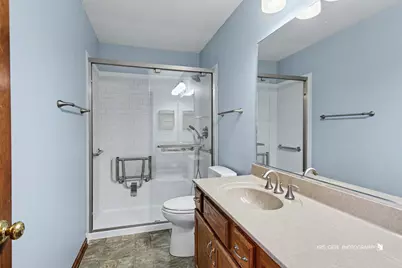 214 S Katie Lane, McHenry, IL 60050 - Photo 19
