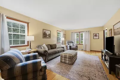 131 Central Park Avenue, Geneseo, IL 61254 - Photo 5