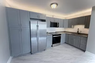 2069 N 18th Ave, Melrose Park, IL 60160 - Photo 5