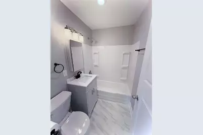 2069 N 18th Avenue, Melrose Park, IL 60160 - Photo 19