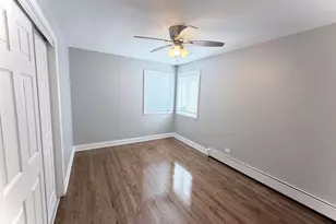 2069 N 18th Ave, Melrose Park, IL 60160 - Photo 17