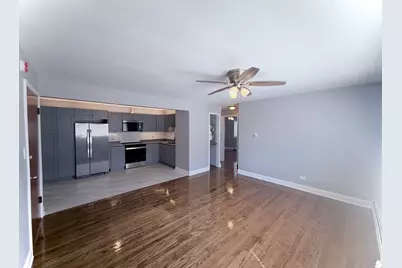 2069 N 18th Avenue, Melrose Park, IL 60160 - Photo 3