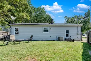 1005 Frederick St, Joliet, IL 60435 - Photo 3