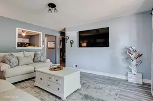 1005 Frederick St, Joliet, IL 60435 - Photo 5