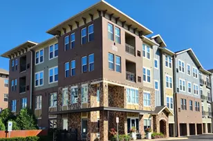 680 E Algonquin Rd, Schaumburg, IL 60173 - Photo 1